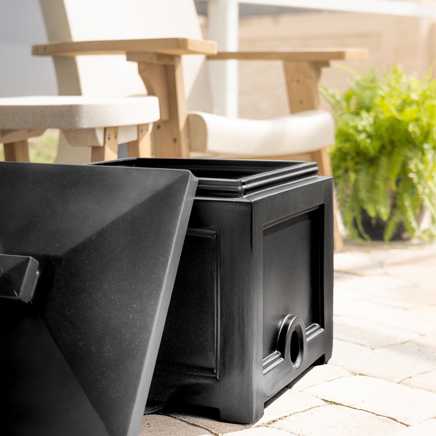 Mayne Fairfield Garden Hose Bin (Black)
