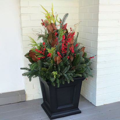Mayne Fairfield 16in Square Planter
